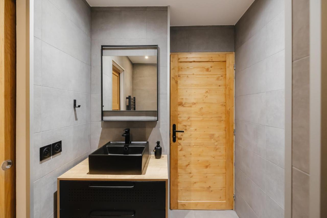 Appartement Beau T3 Au Style Moderne #2 à Embrun Extérieur photo